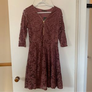 ✨ LAST CHANCE!! ✨ Pink lace dress Suzy Shier - Size S